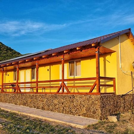 Cabana Vărad Coronini Moldova Veche Exterior foto