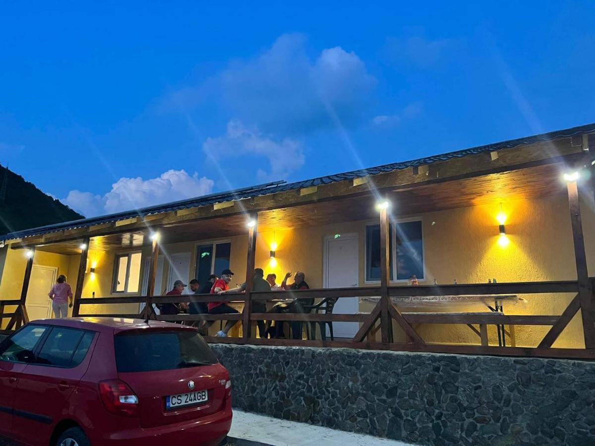 Cabana Vărad Coronini Moldova Veche Exterior foto