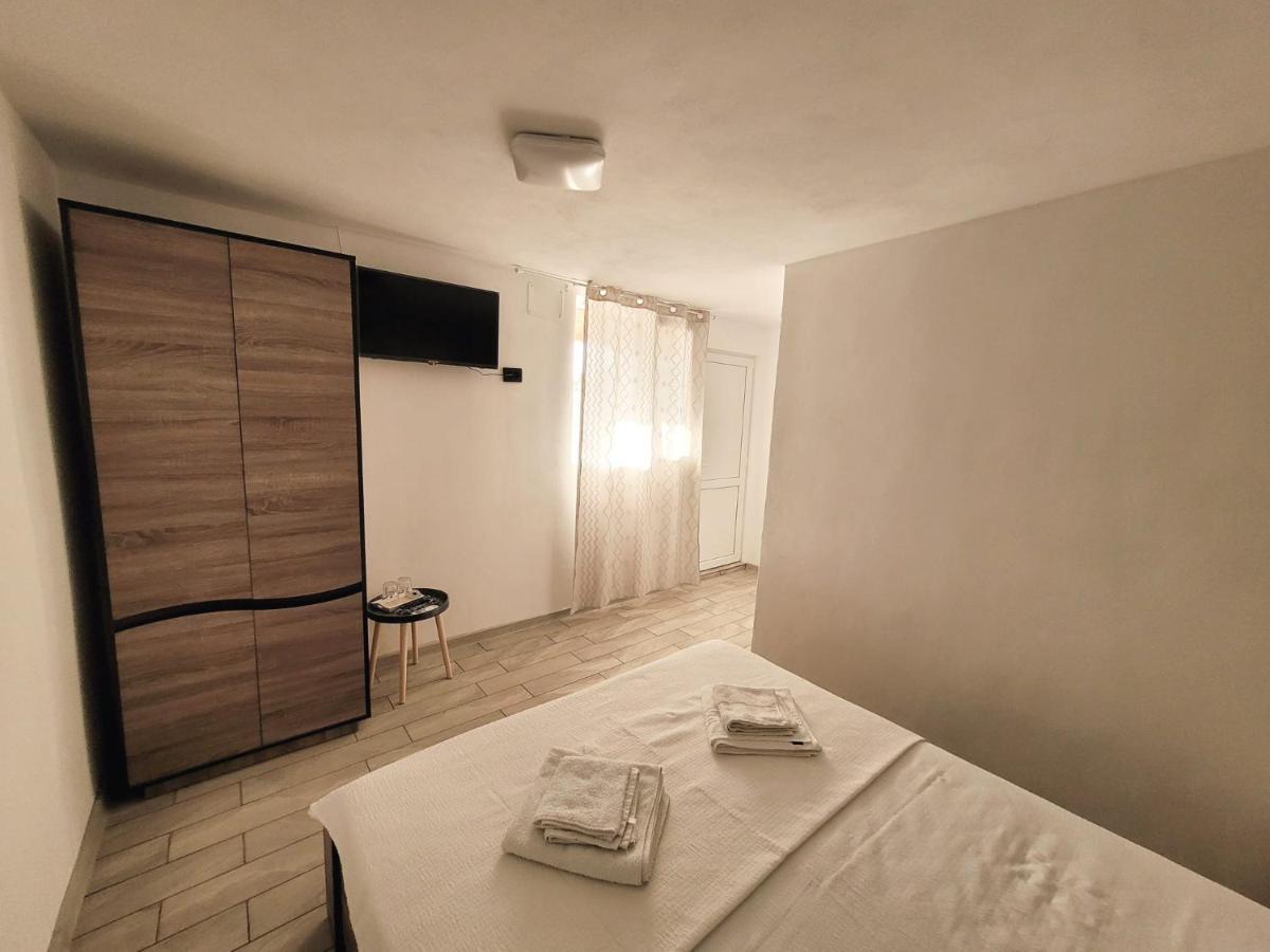 Cabana Vărad Coronini Moldova Veche Exterior foto